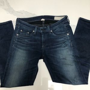 Skinny Jeans **26 1/2 inch inseam**